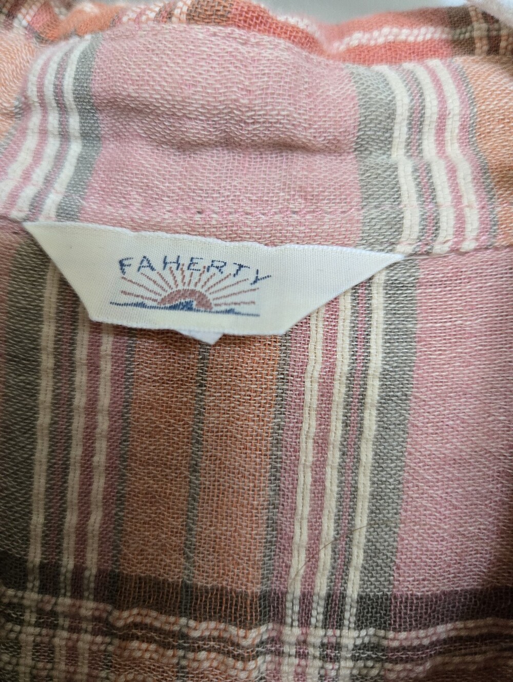 Faherty Dune Cotton Gauze Shirt L Tinted Rose Water Plaid NWT - Picture 4 of 7
